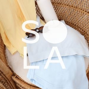 <div style="text-align: center;"><b style="background-color: rgba(0, 0, 0, 0);">Sola</b></div>